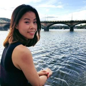 Meet your Posher, Christine